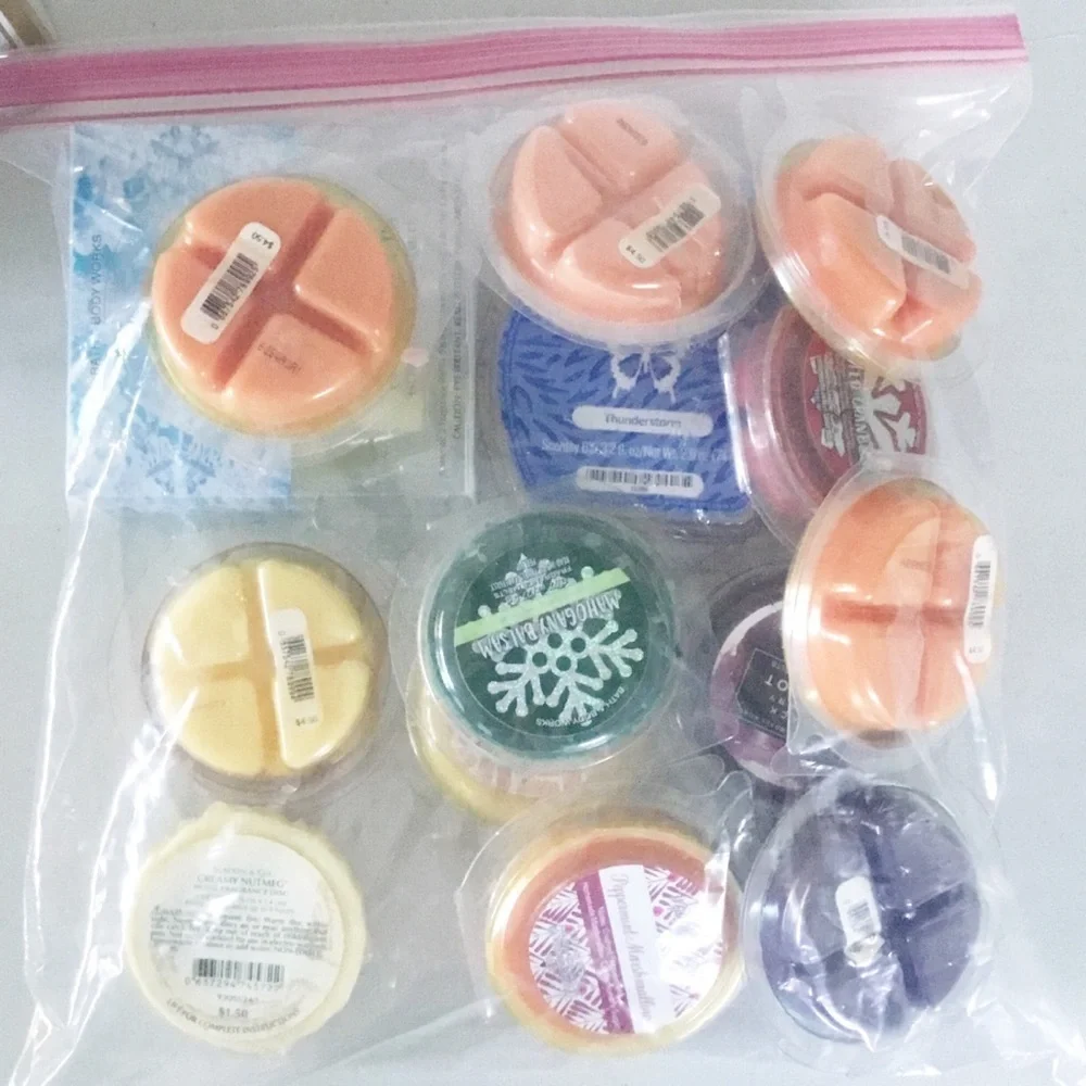Bath and Body Works Blue Wax Melt Warmer NEW With Wax Melts